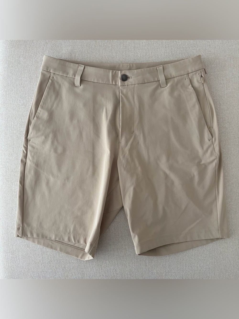 Lululemon ABC Classic-Fit Short 9"